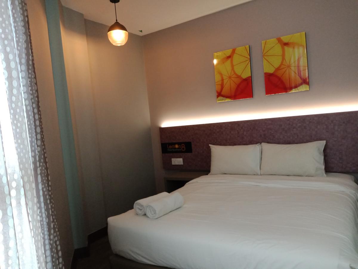 Lemon 8 Boutique Hotel @ Melaka Kültér fotó